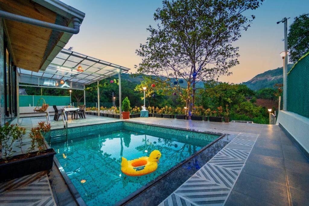 Spicy Mango Lakeside Abode - Luxurious Villa In Pawana Lonavala Luaran gambar