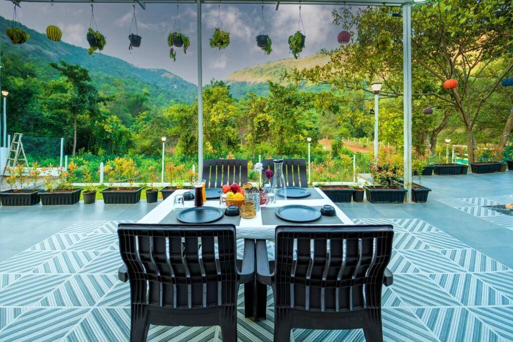 Spicy Mango Lakeside Abode - Luxurious Villa In Pawana Lonavala Luaran gambar